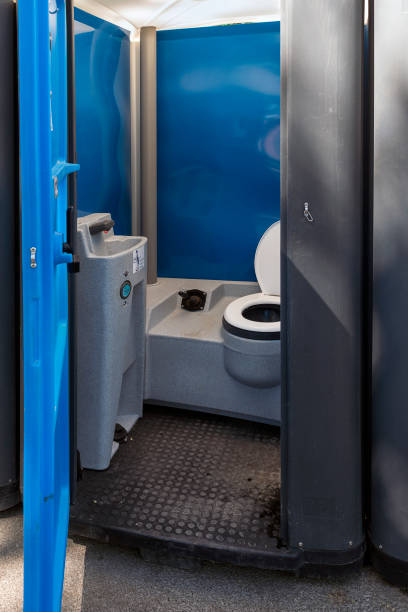 Portable Toilet Options We Offer in Floris, VA